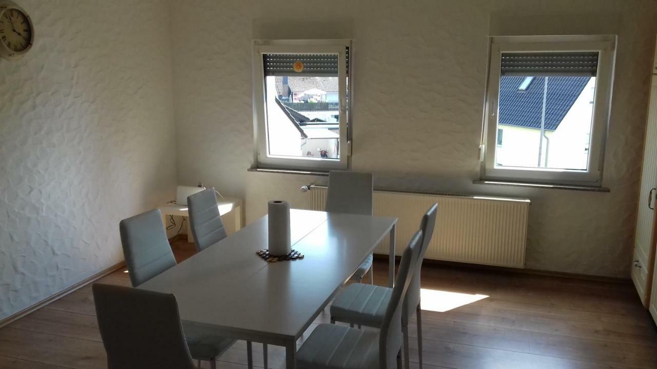 Gaststaette Molitor Apartment Saarlouis Bagian luar foto